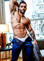 Sergeant Miles submits To Arad Winwin by Lucas Entetainment With Sergeant Miles,Arad Winwin