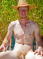 Football Nude #14: First Time Bromance! Beefy Levaughn & Tall 6'4
