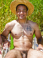 Football Nude #14: First Time Bromance! Beefy Levaughn & Tall 6'4