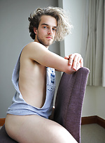Sexy Aussie boy Reece Anderson stripping off by Bentley Race