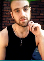 Aaron Oaks and Elijah Wilde fuck by Men