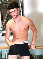 Young Toned Footballer Wanks his Hard Uncut Cock & Squirts a Load of Cum Everywhere! by English Lads