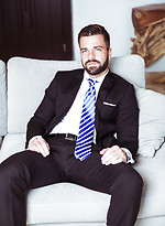 Focus, Editor's Cut by Men at Play With Hector De Silva