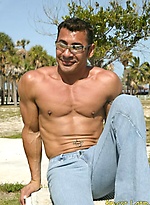 Hot muscle man Orlando outdoors by Finest Latin Men