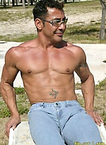 Hot muscle man Orlando outdoors by Finest Latin Men