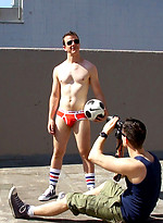 Brent Tyler\\\\\\\'s first time naked out in the city by Bentley Race
