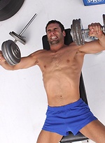 Tyler Hunt workout routine by Straight Guys 4GE