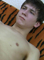 Lief strokes dick by Teens and Twinks
