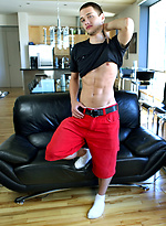 Hot brunette twink Luda Wayne spread his butt by Squirtz