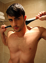 Massively hung Harry gets wet for Ben by Bentley Race With Harry Louis