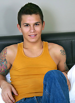Seth Knight strokes dick by Squirtz With Seth Knight
