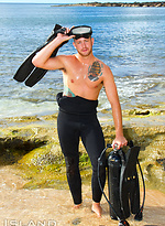 Eric - Big Beefy Hawaiian Scuba Diver Jerks Off Outside! by Island Studs