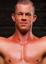 Blond bodybuilder Otto Mann by Muscle Hunks