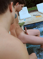 Hot muscle jocks Marshall and Terry jacking off by Fratmen Sucks