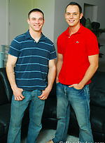 Sean Summers Fucks Devin Adams by College Dudes