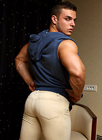 Kevin Conrad shows his perfect muscled body by Muscle Hunks