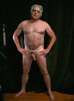 Gray daddy Davo shows his cock by Pantheon Bear
