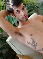 Rocker Rocks His Cock by Alternadudes