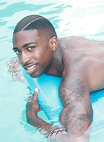 Pool plunge with Ebony muscle boy Rob by BlackNHung