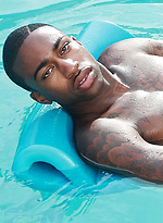 Pool plunge with Ebony muscle boy Rob by BlackNHung