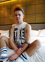 Super cute Axel Pierce - Photoshoot and fuck session with Ben by Bentley Race