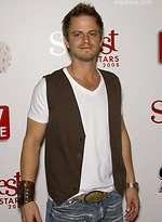 Carmine Giovinazzo by Male Stars