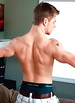 Muscle stud James Roxxbury jacking off dick by Nextdoor Male