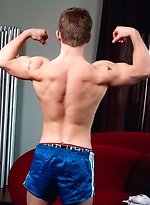 Muscle stud James Roxxbury jacking off dick by Nextdoor Male