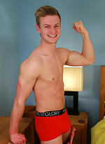 Muscular Young Straight Hunk Harry Shows off his Body by English Lads
