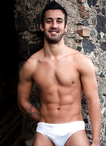 Hot euro stud Roberto by LucasKazan