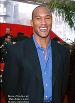 Henry Simmons by Male Stars