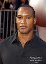 Henry Simmons by Male Stars