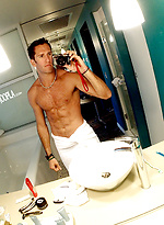 Seth Rose shows his sexy body by Gayhoopla