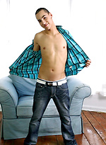 Joey Lafontaine srtokes his big uncut dick by Squirtz