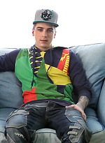 Simon Archer by Squirtz With Simon Archer