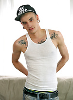 London Carrera jacking off dick by Squirtz