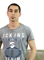 Vincenzo working on his cock by Squirtz