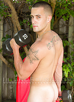 Surfer Austin is Back, Jerking off his 10