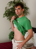 23 year old Devin is 5'9