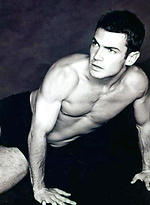 Aiden Turner by Male Stars