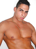 Brazilian hung stud Luigi by LucasKazan