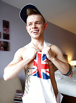 Hooking up with Axel Pierce in Poland by Bentley Race
