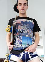 Cute Aussie Mates - Reece Anderson joins in the fun by Bentley Race