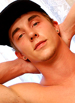 Kayden Daniels Likes The Taste of Kelly Cooper\'s Piss. Kelly Cooper & Kayden Daniels. by Boys Pissing