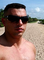 Alberto Perez by ManAvenue