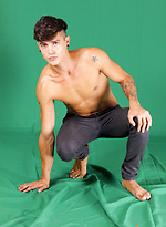 Perfectly build gay hottie shows it all by Lohan 20