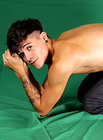 Perfectly build gay hottie shows it all by Lohan 20