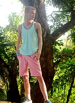 Outdoors: Cute White Boy Cums Face-To-Face With Devon LeBron’s Ass-Splitting Trouser-Snake! by Staxus With Devon LeBron,Nicholas Reed