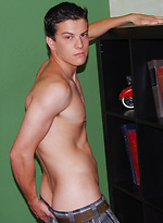 Darren Ray Busts A Nut by College Dudes