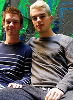 Aussie mates Cody and Reece hooking up by Bentley Race